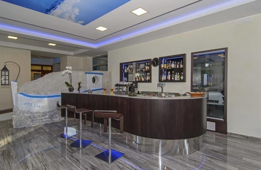 Hotel Roma مارينا دي ماسا المظهر الخارجي الصورة