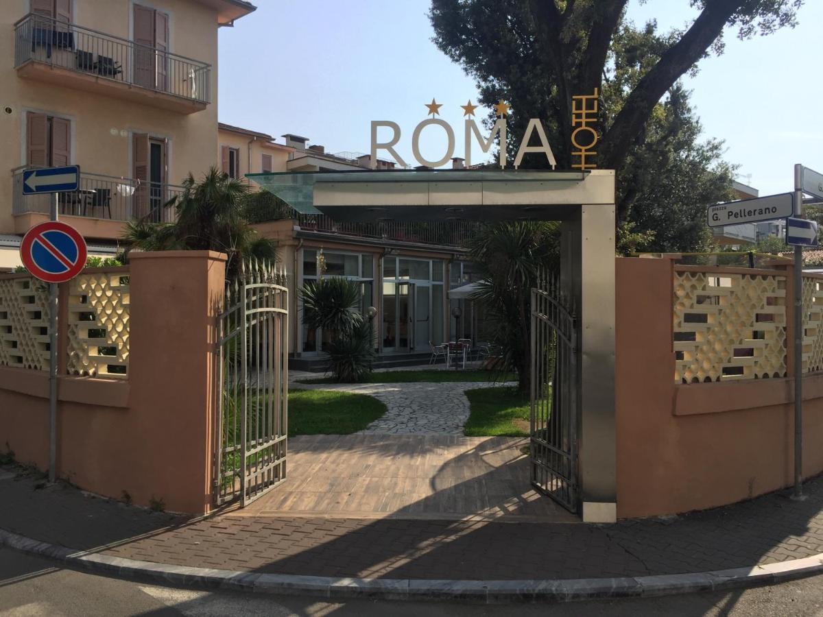 Hotel Roma مارينا دي ماسا المظهر الخارجي الصورة